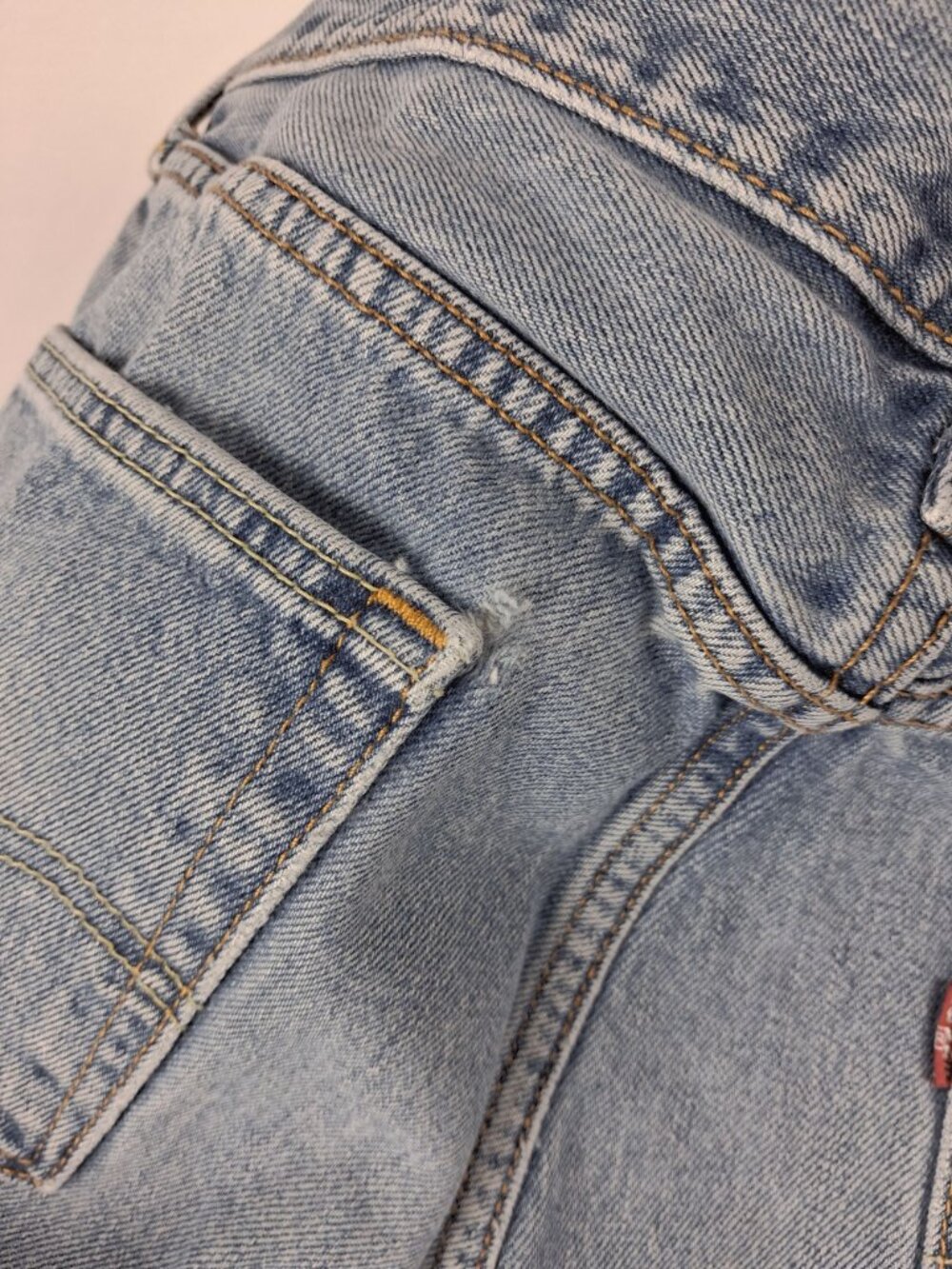 Levis 505 Regular Fit Light Wash Blue Denim Jeans Mens W34 L29* - Picture 8 of 12